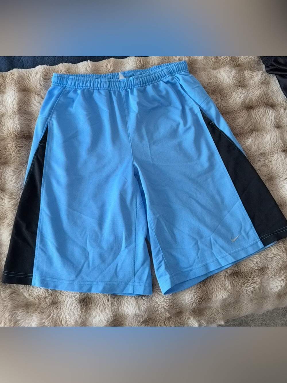 Nike Men's Light Blue Mesh Athletic Shorts Size L Black Trim Pockets - Picture 4 of 5